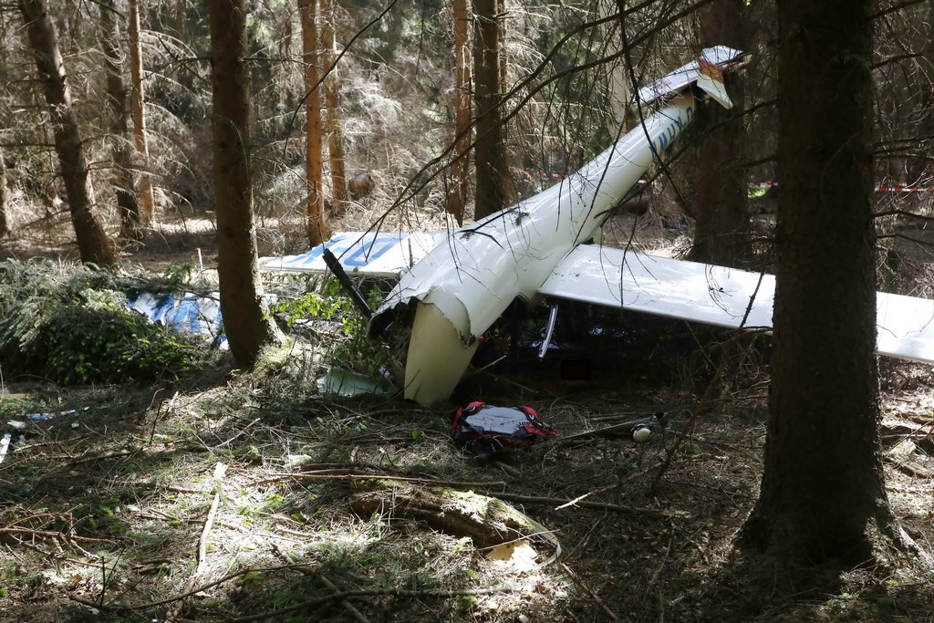 Absturz Segelflieger Bad Breisig Moenchsheide P04.jpg